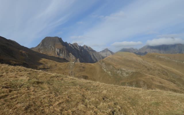 Apollo Minerals unveils high-grade gold and tungsten samples from newly acquired Aurenere