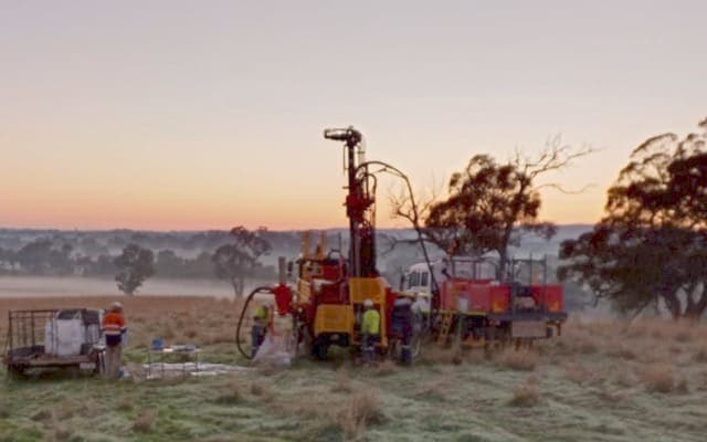 Battery Minerals continues to define gold potential in White Rabbit district