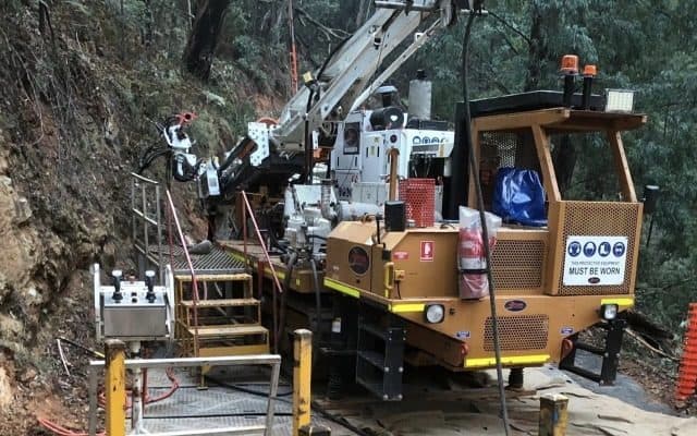 Carawine Resources strikes thick, shallow gold at Hill 800