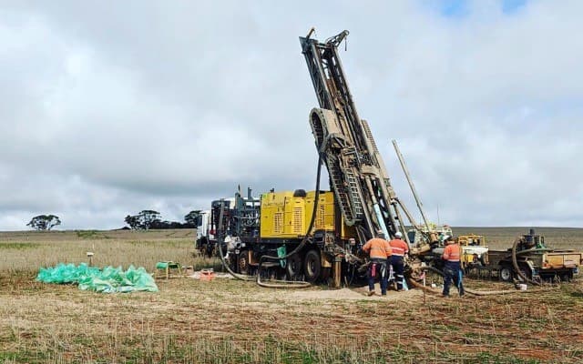 Explaurum’s board gives green light for Alkane Resources ‘strategic alliance’