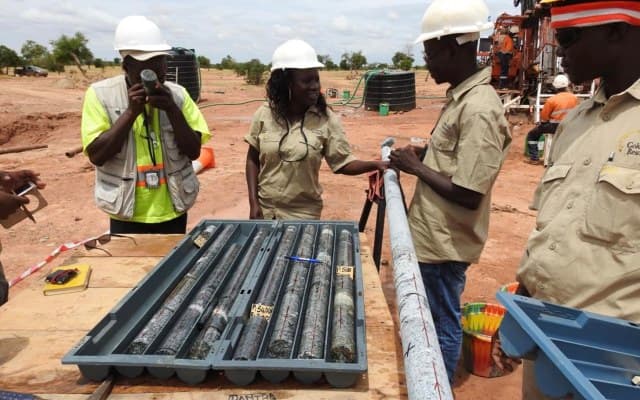 Golden Rim speeds up exploration at Kouri with visible gold found in first diamond drill hole