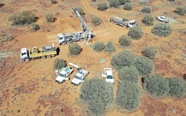 Hammer Metals tumbles on initial Bronzewing South gold assays