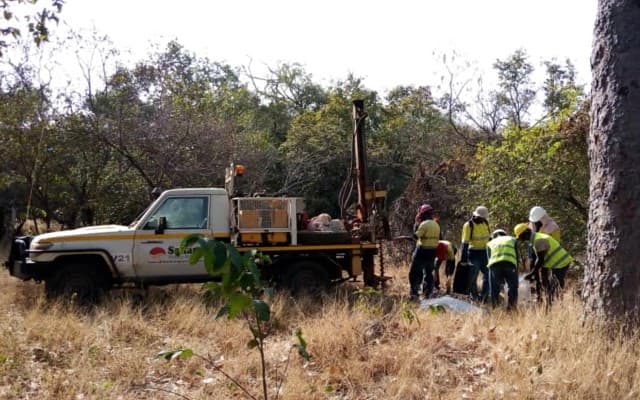Initial drilling confirms presence of high-grade bauxite occurrence at Lindian Resources’ Gaoual project