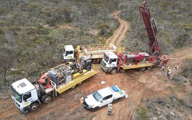 Mamba Exploration extends shallow gold mineralisation at Calyerup Creek