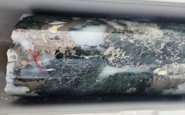 Revolver Resources receives $250,000 grant to explore new VMS targets within Dianne copper project