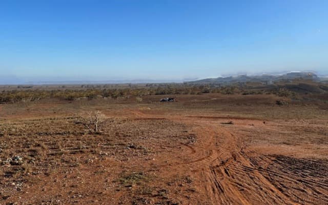 Taruga Minerals finds clay-hosted REE at surface at Morgans Creek prospect