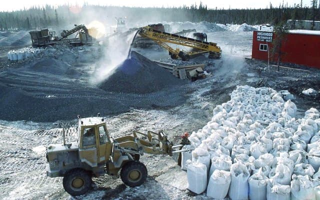 Vital Metals unearths ‘ultra-high-grade’ rare earth oxides at Nechalacho