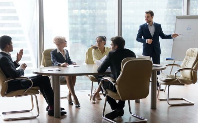 Wealth management firm seeks ASX listing as dealer group acquisition hunt heats up